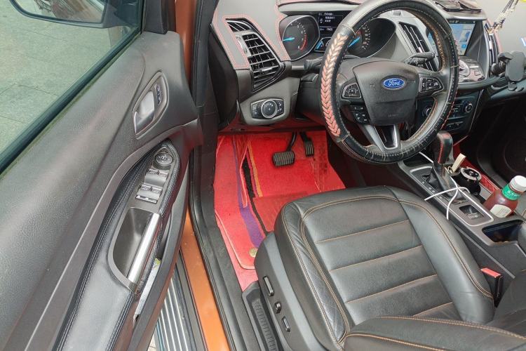 Used Ford Kuga 2017 EcoBoost 245 Four-Wheel-Drive Sport Model Driver Seat