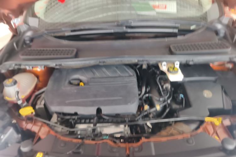 Used Ford Kuga 2017 EcoBoost 180 Two-Wheel-Drive Luxury Wing Edition Engine Bay