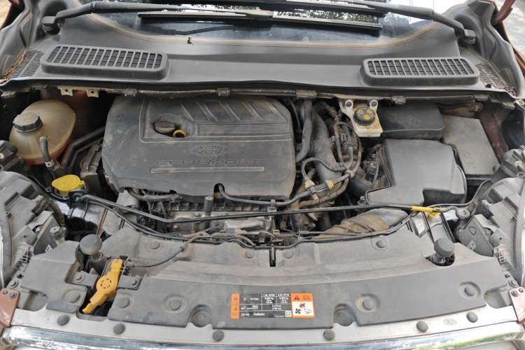 Used Ford Kuga 2017 EcoBoost 180 Two-Wheel-Drive Elite Trim Engine Bay