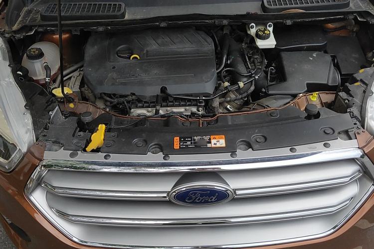 Used Ford Kuga 2017 EcoBoost 180 Four-Wheel Drive Luxury Wing Model Engine Bay