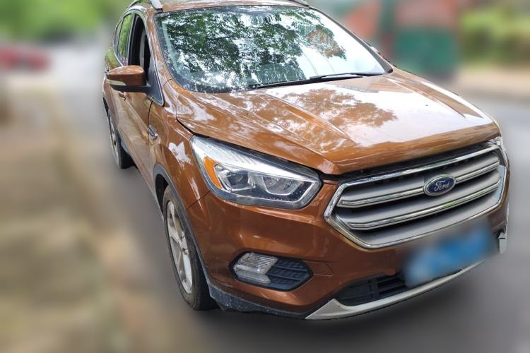 Used Ford Kuga 2017 EcoBoost 180 Two-Wheel-Drive Elite Trim Front Right 45 Deg