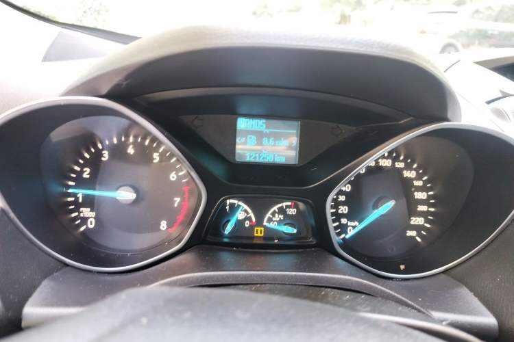 Used Ford Kuga 2017 EcoBoost 180 Two-Wheel-Drive Elite Trim Instrument Cluster