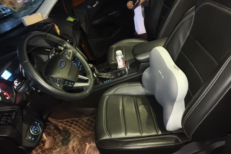 Used Ford Kuga 2017 EcoBoost 180 Two-Wheel-Drive Tiger Leap Model Left Front Seat
