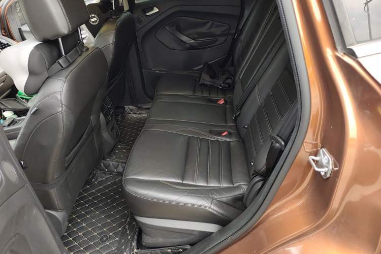 Used Ford Kuga 2017 EcoBoost 180 Two-Wheel-Drive Luxury Wing Edition Left Rear Seat