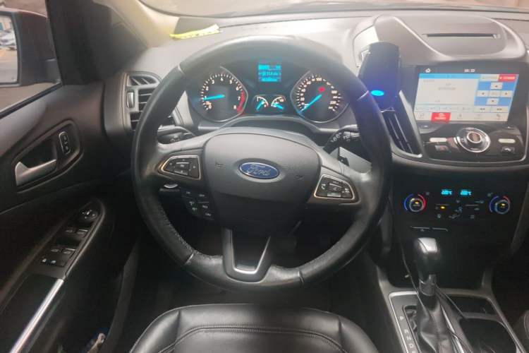 Used Ford Kuga 2017 EcoBoost 180 Two-Wheel-Drive Tiger Leap Model Steering Wheel