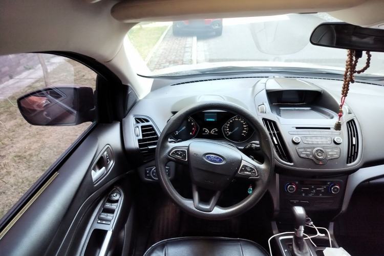 Used Ford Kuga 2017 EcoBoost 180 Two-Wheel-Drive Elite Trim Steering Wheel