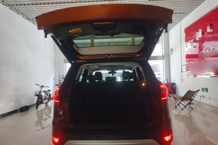 Used Ford Kuga 2017 EcoBoost 180 Two-Wheel-Drive Luxury Wing Edition Trunk