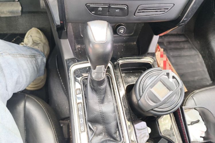 Used Ford Kuga 2017 EcoBoost 245 4x4 Prestige Edition Gear Lever