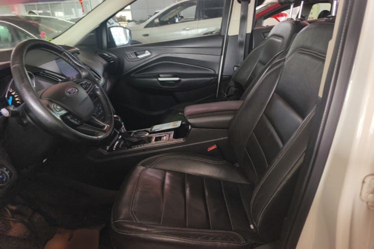 Used Ford Kuga 2017 EcoBoost 180 Two-Wheel-Drive Tiger Leap Model Left Front Seat