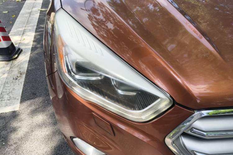 Used Ford Kuga 2017 EcoBoost 245 4x4 Prestige Edition Right Front Headlight