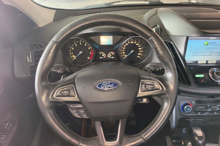 Used Ford Kuga 2017 EcoBoost 180 Two-Wheel-Drive Tiger Leap Model Steering Wheel