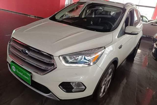 Ford Kuga 2017 EcoBoost 180 Two-Wheel-Drive Tiger Leap Model с пробегом