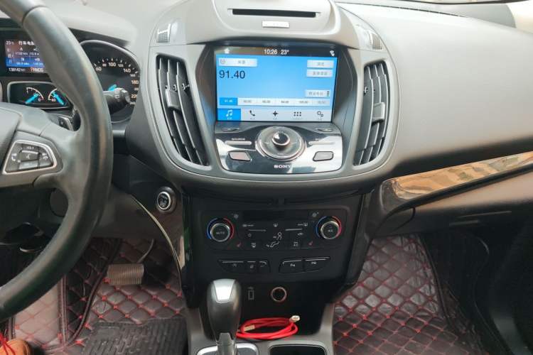 Used Ford Kuga 2017 EcoBoost 245 Four-Wheel Drive Titanium Edition Audio And AC Panel