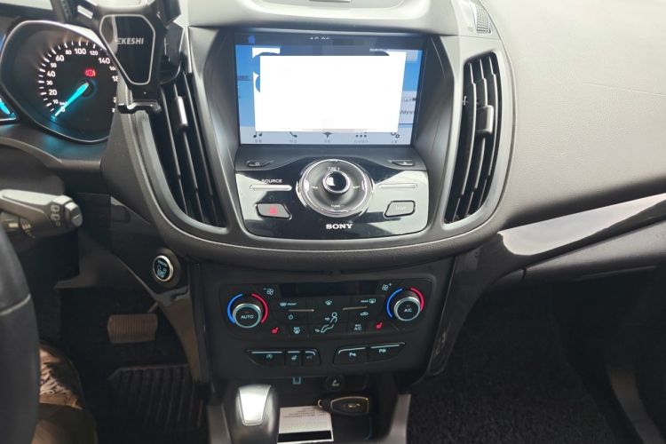 Used Ford Kuga 2017 EcoBoost 245 Four-Wheel Drive Titanium Edition Audio And AC Panel
