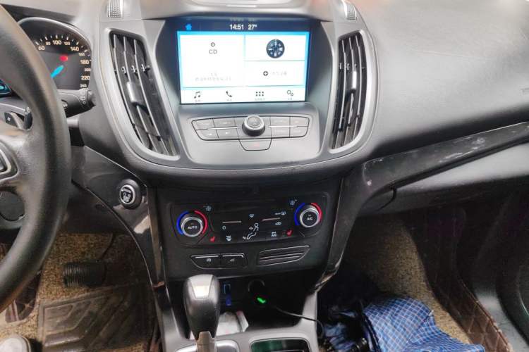 Used Ford Kuga 2017 EcoBoost 180 Four-Wheel Drive Luxury Wing Model Audio And AC Panel