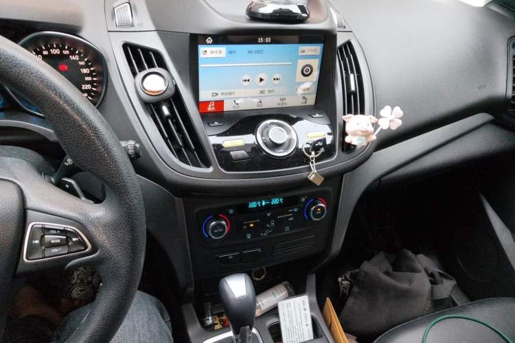 Used Ford Kuga 2017 EcoBoost 180 Two-Wheel-Drive Elite Trim Audio And AC Panel