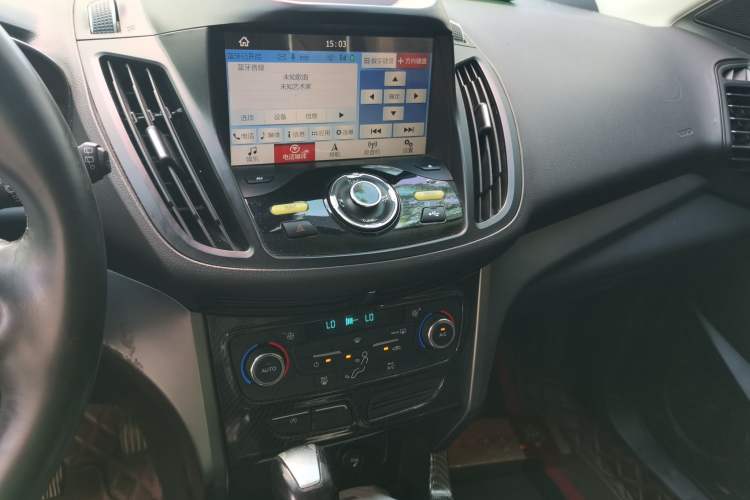 Used Ford Kuga 2017 EcoBoost 180 Two-Wheel-Drive Tiger Leap Model Audio And AC Panel
