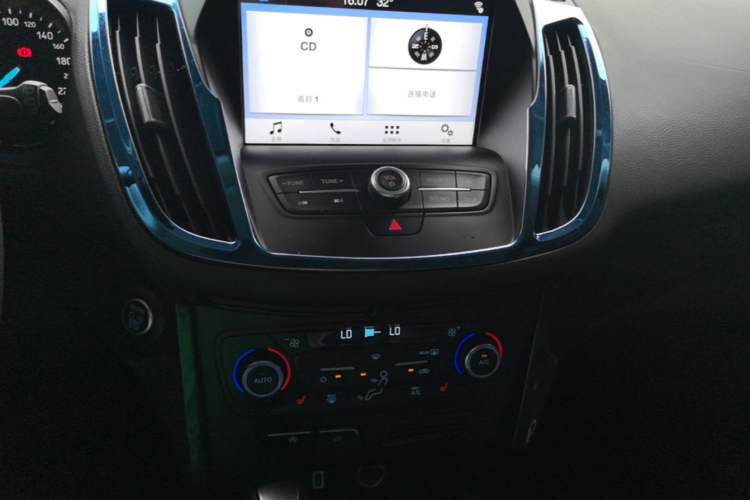 Used Ford Kuga 2017 EcoBoost 180 Four-Wheel Drive Luxury Wing Model Audio And AC Panel