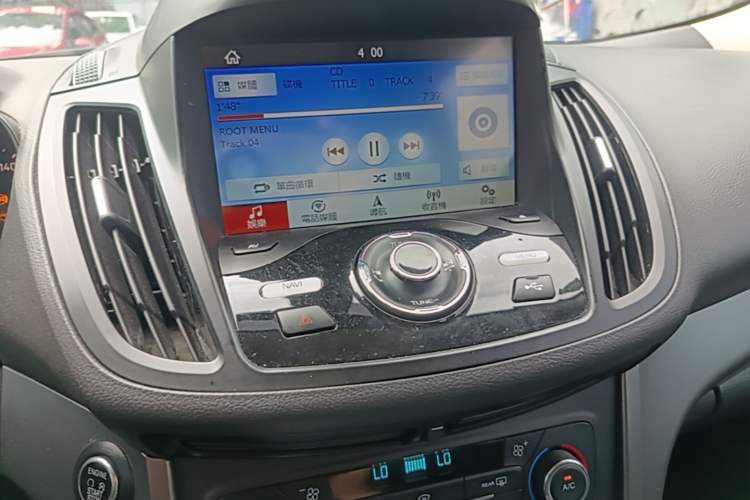 Used Ford Kuga 2017 EcoBoost 245 Four-Wheel Drive Platinum Edition Audio And AC Panel