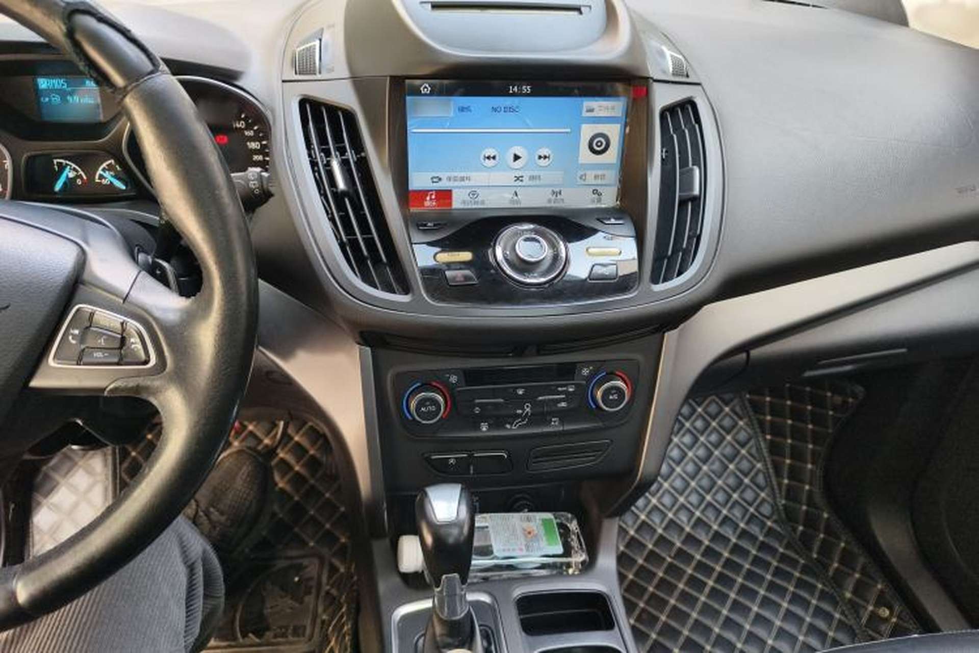 Used Ford Kuga 2017 EcoBoost 180 Two-Wheel-Drive Tiger Leap Model Audio And AC Panel