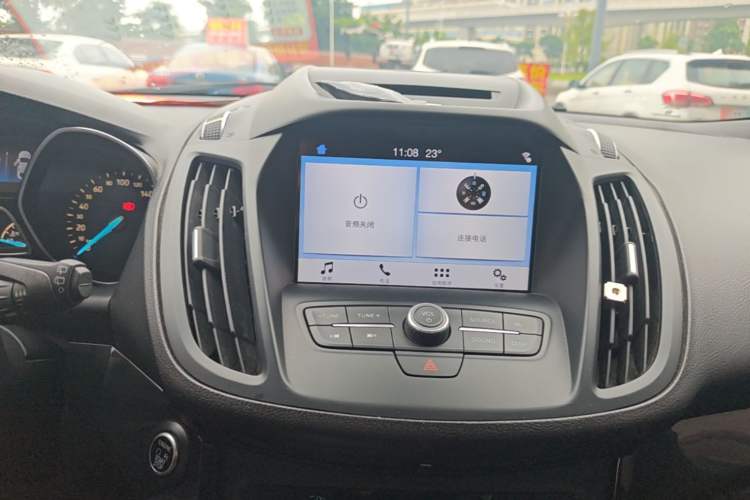 Used Ford Kuga 2017 EcoBoost 180 Two-Wheel-Drive Luxury Wing Edition Audio And AC Panel