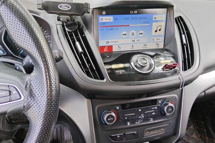 Used Ford Kuga 2017 EcoBoost 180 Two-Wheel-Drive Elite Trim Audio And AC Panel