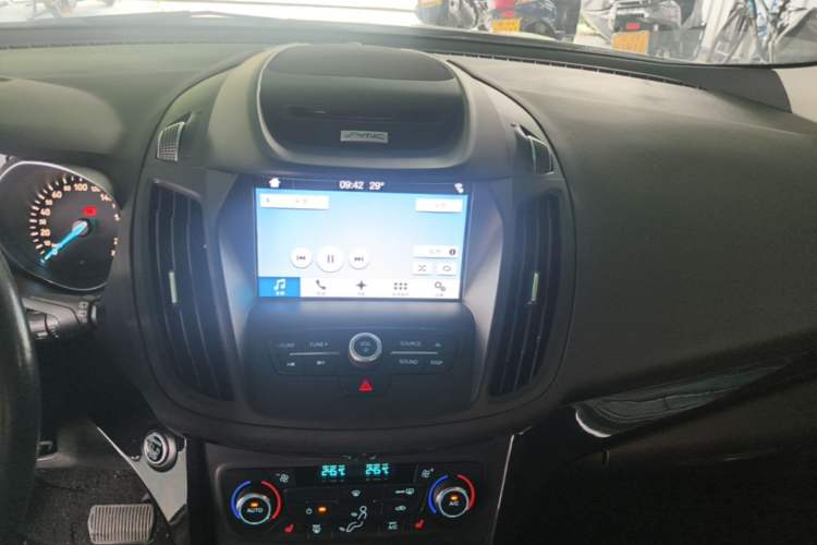 Used Ford Kuga 2017 EcoBoost 245 4x4 Prestige Edition Audio And AC Panel