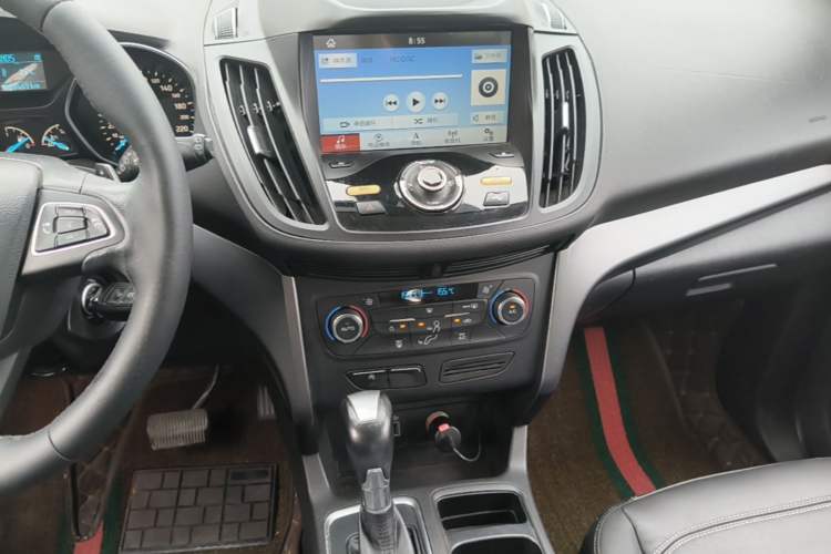 Used Ford Kuga 2017 EcoBoost 180 Two-Wheel-Drive Tiger Leap Model Audio And AC Panel