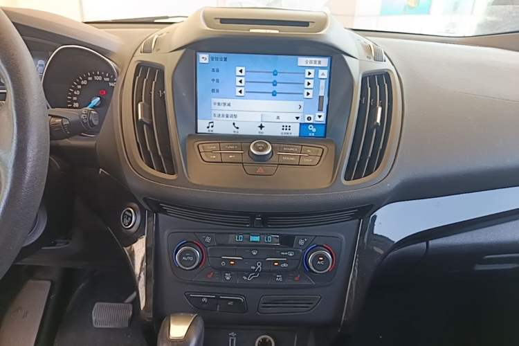Used Ford Kuga 2017 EcoBoost 245 4x4 Prestige Edition Audio And AC Panel