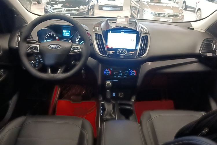 Used Ford Kuga 2017 EcoBoost 180 Two-Wheel-Drive Tiger Leap Model Center Console