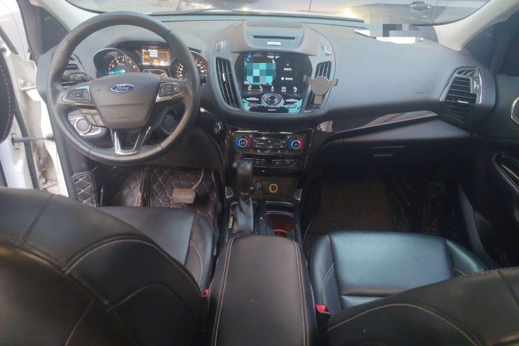 Used Ford Kuga 2017 EcoBoost 245 Four-Wheel Drive Titanium Edition Center Console