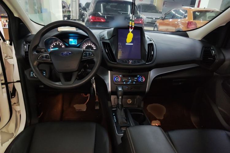 Used Ford Kuga 2017 EcoBoost 180 Two-Wheel-Drive Elite Trim Center Console