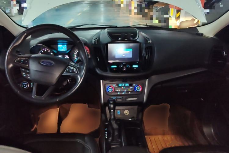 Used Ford Kuga 2017 EcoBoost 180 Two-Wheel-Drive Tiger Leap Model Center Console