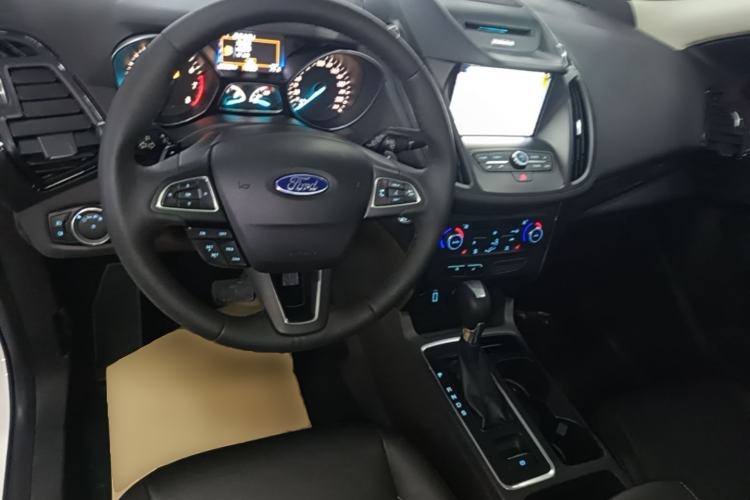 Used Ford Kuga 2017 EcoBoost 245 4x4 Prestige Edition Center Console