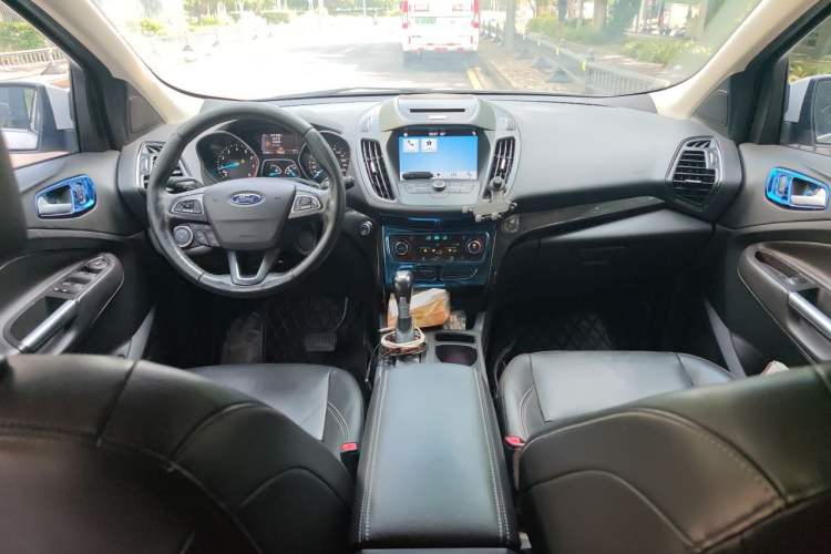 Used Ford Kuga 2017 EcoBoost 245 4x4 Prestige Edition Center Console