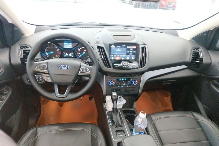 Used Ford Kuga 2017 EcoBoost 180 Two-Wheel-Drive Tiger Leap Model Center Console