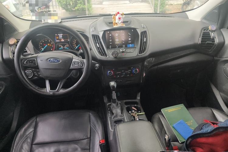 Used Ford Kuga 2017 EcoBoost 180 Two-Wheel-Drive Luxury Wing Edition Center Console
