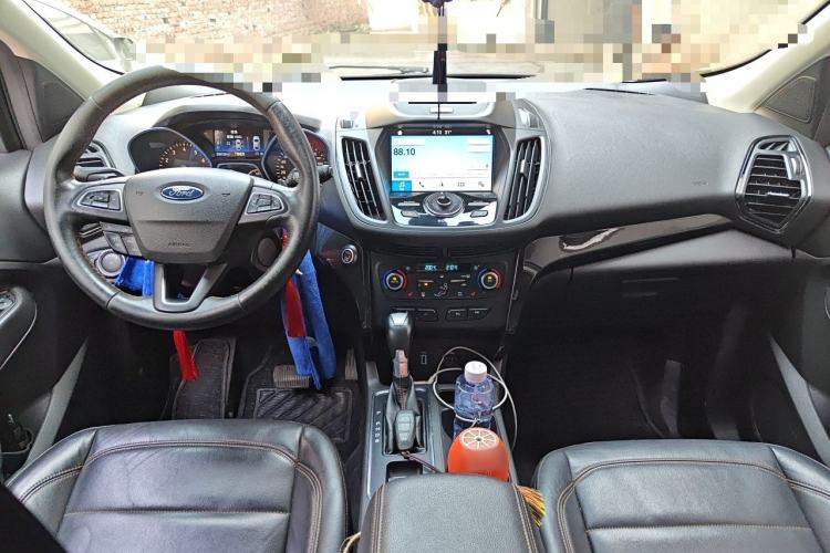 Used Ford Kuga 2017 EcoBoost 245 Four-Wheel-Drive Sport Model Center Console