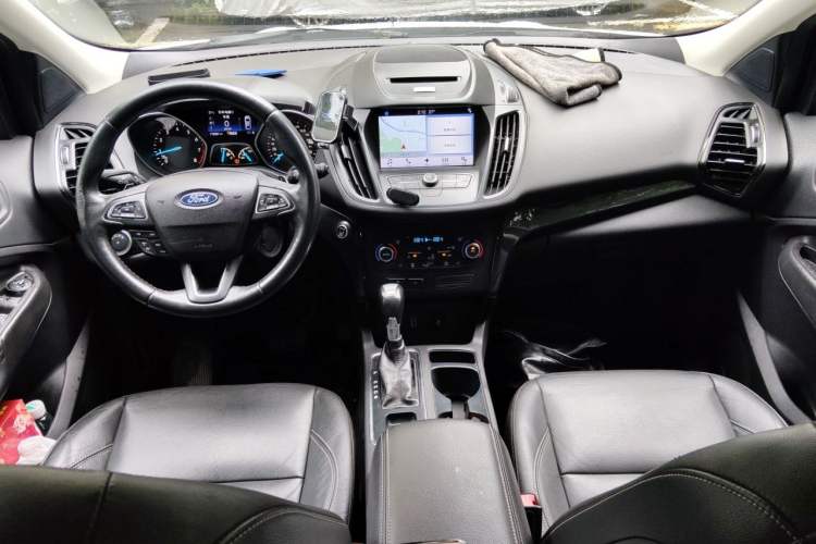 Used Ford Kuga 2017 EcoBoost 245 4x4 Prestige Edition Center Console