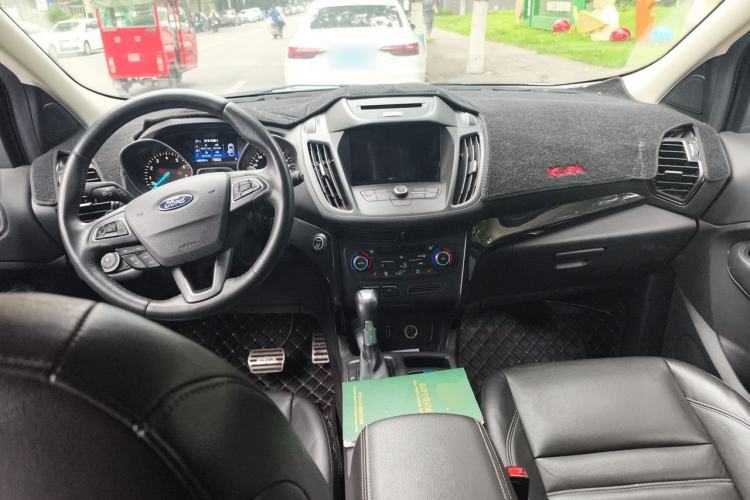 Used Ford Kuga 2017 EcoBoost 180 Two-Wheel-Drive Luxury Wing Edition Center Console
