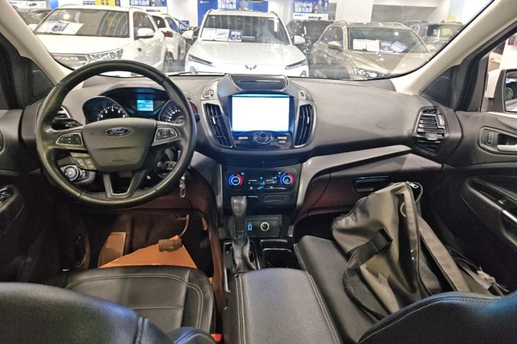 Used Ford Kuga 2017 EcoBoost 180 Two-Wheel-Drive Tiger Leap Model Center Console