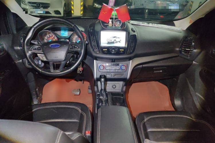 Used Ford Kuga 2017 EcoBoost 180 Two-Wheel-Drive Tiger Leap Model Center Console