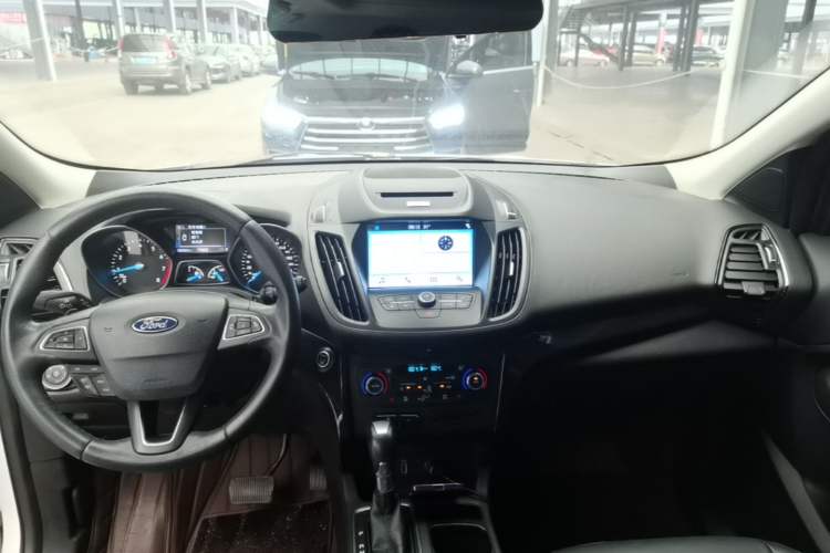 Used Ford Kuga 2017 EcoBoost 180 Four-Wheel Drive Luxury Wing Model Center Console