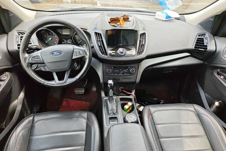 Used Ford Kuga 2017 EcoBoost 180 Two-Wheel-Drive Tiger Leap Model Center Console
