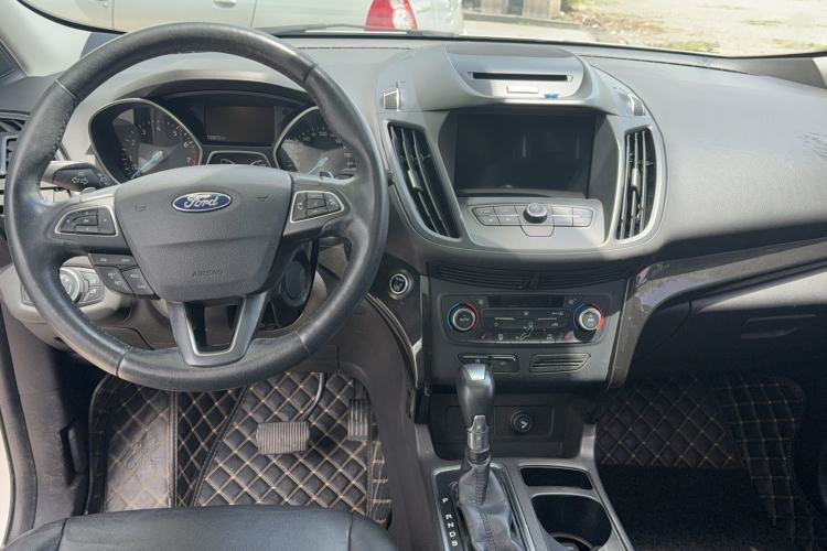 Used Ford Kuga 2017 EcoBoost 180 Four-Wheel Drive Luxury Wing Model Center Console