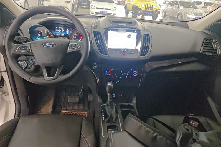 Used Ford Kuga 2017 EcoBoost 180 Two-Wheel-Drive Luxury Wing Edition Center Console