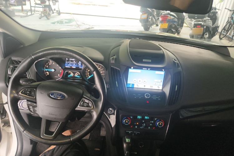 Used Ford Kuga 2017 EcoBoost 245 4x4 Prestige Edition Center Console