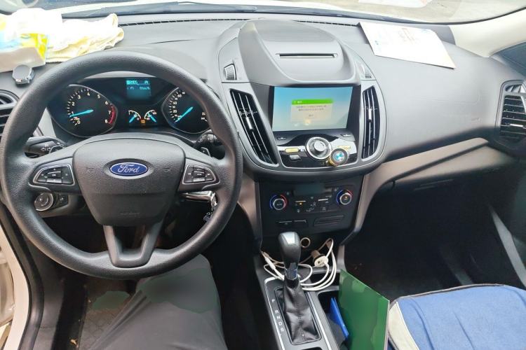 Used Ford Kuga 2017 EcoBoost 180 Two-Wheel-Drive Elite Trim Center Console