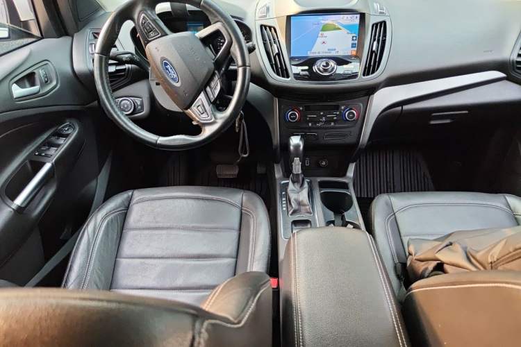 Used Ford Kuga 2017 EcoBoost 180 Two-Wheel-Drive Tiger Leap Model Center Console