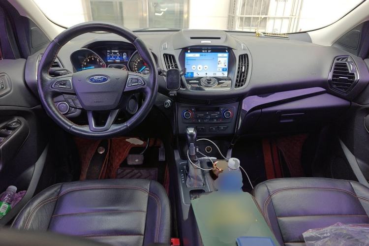 Used Ford Kuga 2017 EcoBoost 245 Four-Wheel-Drive Sport Model Center Console